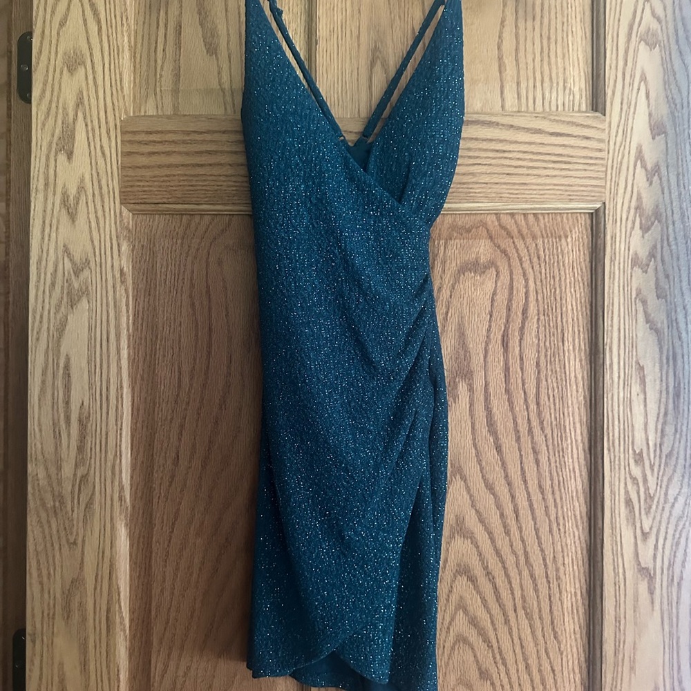 Elegant Teal Sleeveless Dress